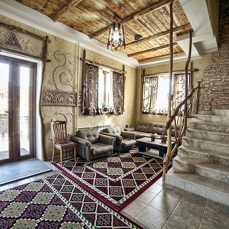 Ethno Boutique Hotel Osh Buitenkant foto