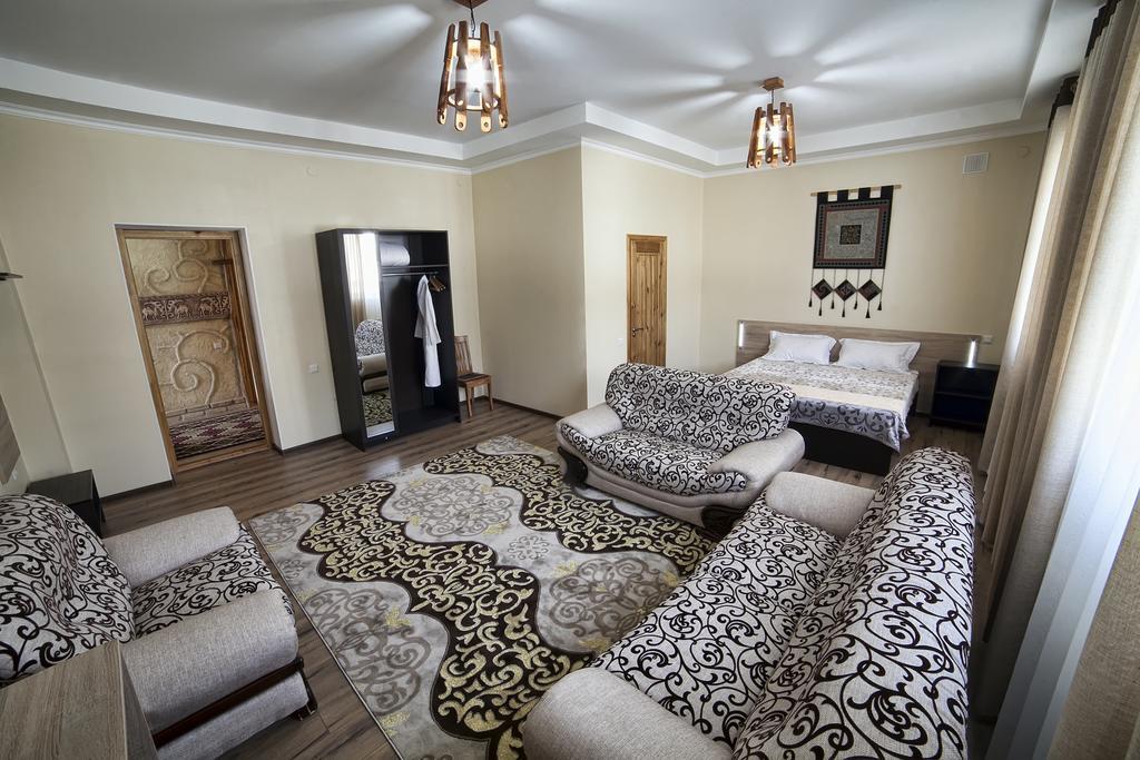 Ethno Boutique Hotel Osh Kamer foto