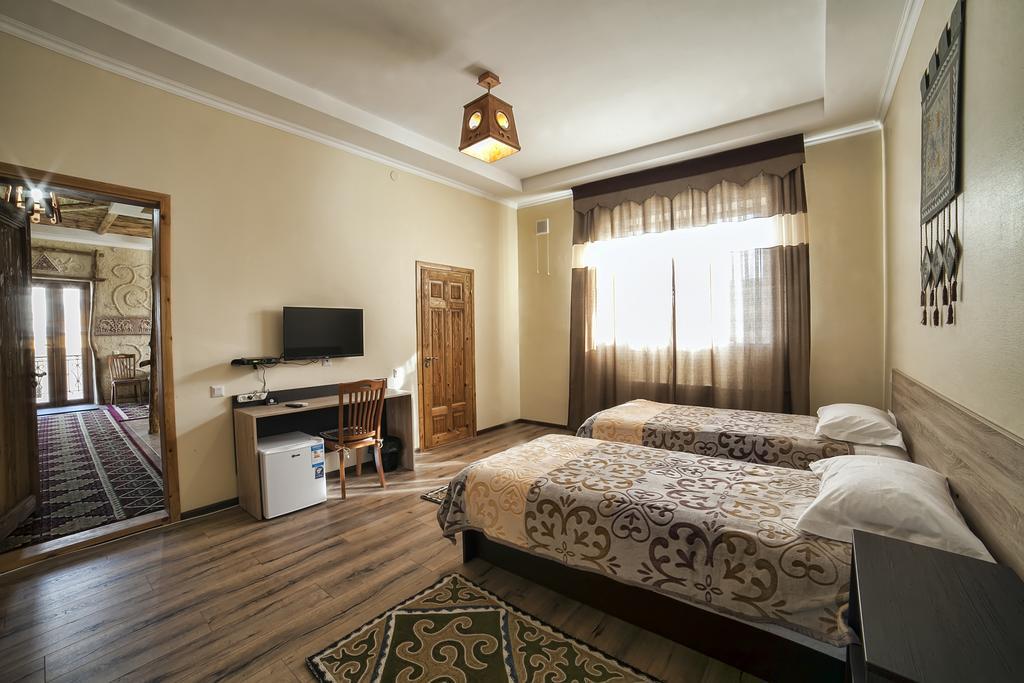 Ethno Boutique Hotel Osh Kamer foto